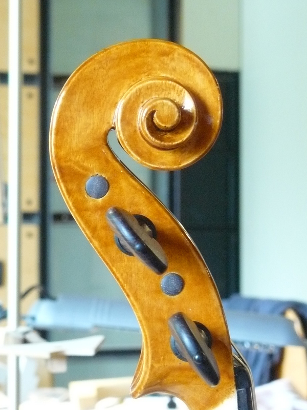 violon baroque tete